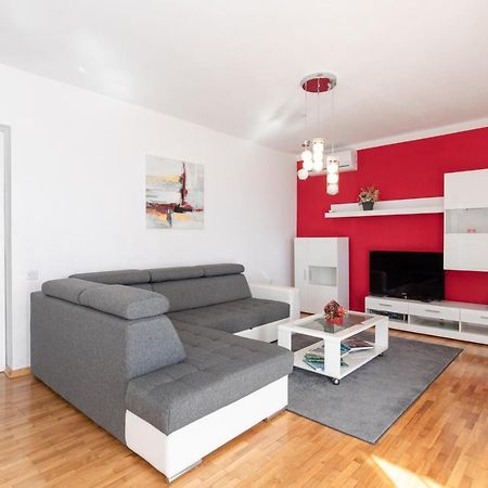 Apartment Lavanda With Beautiful Garden Krk Town Luaran gambar