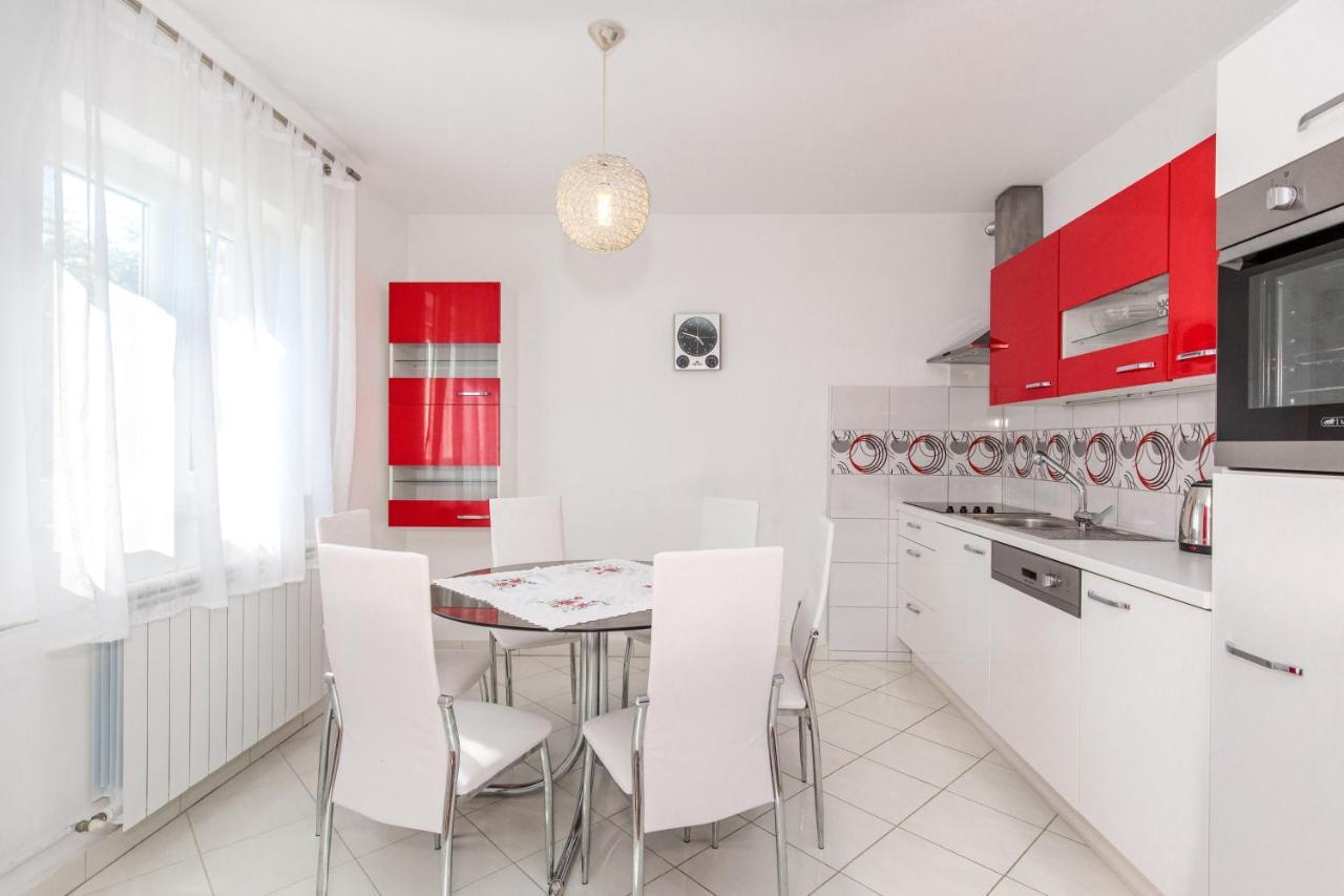 Apartment Lavanda With Beautiful Garden Krk Town Luaran gambar