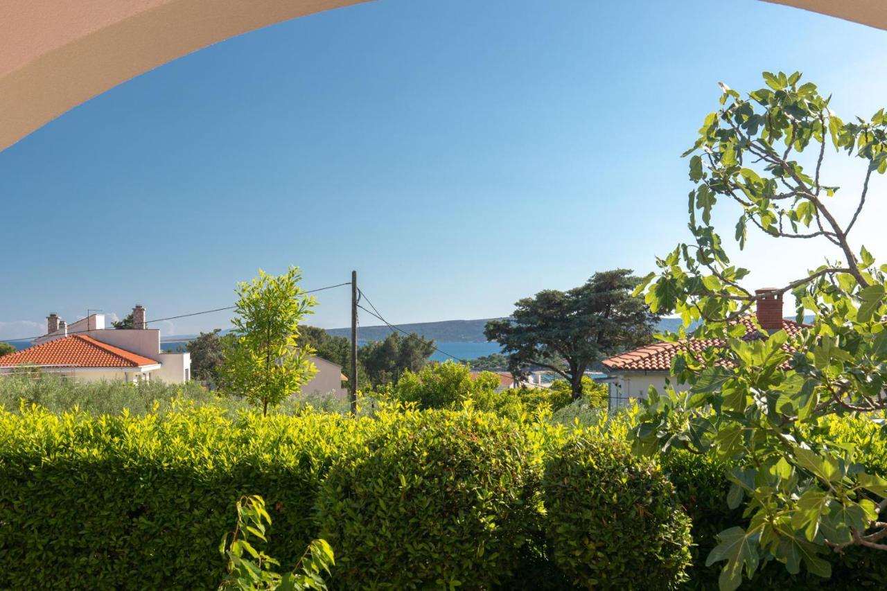 Apartment Lavanda With Beautiful Garden Krk Town Luaran gambar